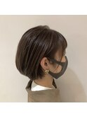 ショートボブ×ベージュカラー