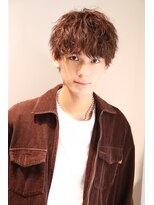 ネイビー(NAVY)&nbsp;女子ウケ〇 無造作 クシャッと質感 ショートパーマ