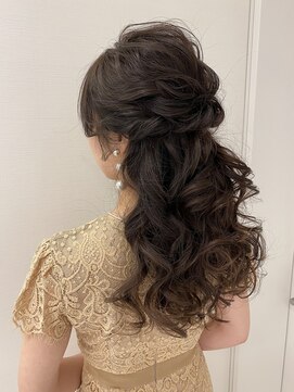 ヘアイズム ブランシュ(hair-ism BLanCHe) 【 BLANCHE 】ハーフアップ