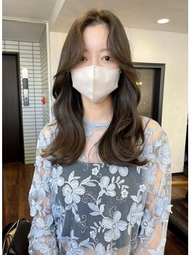 レイラバイアフロート 吉祥寺(Lila by afloat) レイヤーカットグレージュヘア【Lila by AFLOAT】