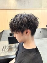 ニアウ 伊勢崎連取店(Niau)&nbsp;前下り長めマッシュ波巻きスパイラルパーマツイストスパイラル