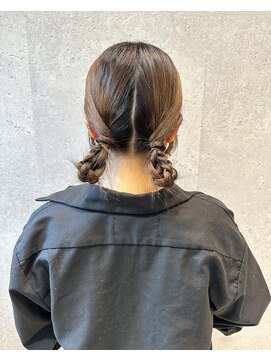 アース 三軒茶屋店(HAIR&MAKE EARTH) ツインアレンジ/三つ編みアレンジ/ミディアムアレンジ