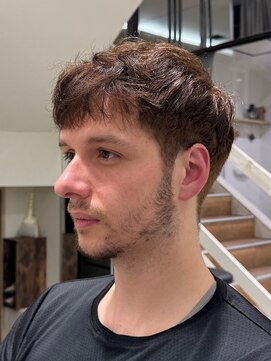 アース 三軒茶屋店(HAIR&MAKE EARTH) カットカラー/刈り上げ