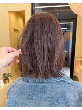 スニュウ(snuw) 切りっぱなしボブマロンベージュラベンダーミルクティ