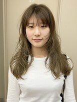 パークレーン アイス イヴェン(park lane ICI yeven)&nbsp;10代20代グラデーションカラーレイヤーカット顔まわり