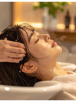 クノップ ヘア(KNOPP hair)の写真/うっとりヘッドスパで頭皮から健康な髪に導く…フルフラットのシャンプー台で癒される贅沢SalonTime♪