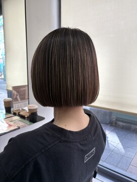 ストーク トウキョウ(stoke TOKYO) ハイライトで魅せる立体ボブ