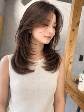 結んでも可愛いを緻密に計算。骨格を補正し抜け感を作る【顔周りレイヤー】で毎日のスタイリン グが簡単に