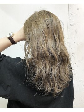 ビランチェ 池袋(bilancia) ケアブリーチ/ダブルカラー【池袋/池袋東口】