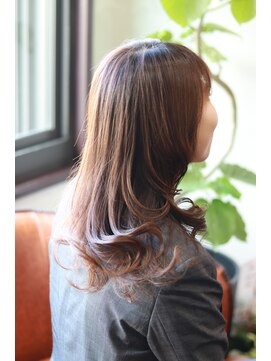 チャーム(CHARM) レディースのセミロングスタイル