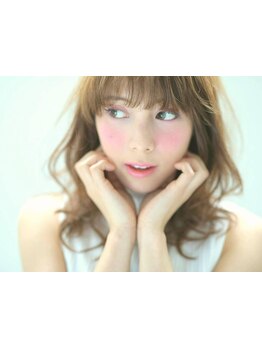 ワンランク上の上質空間で大人女性ならではのお悩みを解決♪髪質やクセを見極めた施術で,艶やかな美髪へ。