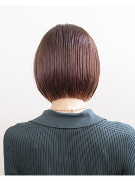ルプラ ガーデン(le-pla garden) ブラウンカラー#ブリーチなし#前下がり#ダメージレスカラー#豊橋