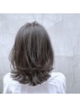 アットユープラス イオン尾平店(at-U plus) 大人グレージュ