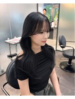 リリー(Lilley) 《出永 彩花style》レイヤーカット/韓国ヘア/艶カラー/髪質改善