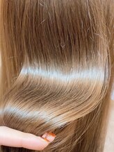 今までにないツヤ感を・・・新しい髪質改善