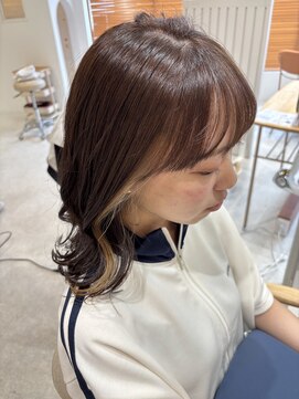 シーバイリリア(siie by LILIA) インナーカラーで雰囲気チェンジ♪♪