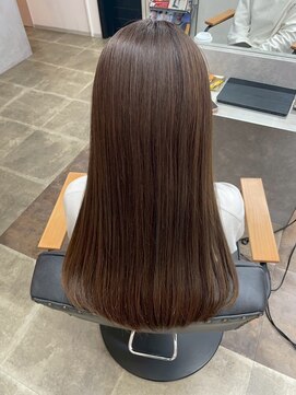 ビスクヘアデザイン(bisq hair design) 韓国風 前髪カット 艶髪 くびれ巻き サイドバング