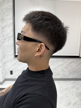 フェード/スパイキーショート/刈り上げ/メンズ/ショート