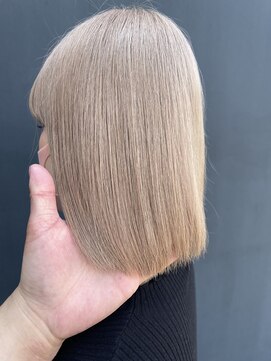 ジーナ 渋谷神南(Zina) ミルクティーベージュ