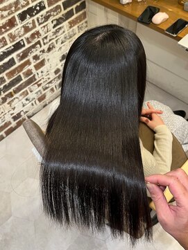 グラスヘア(Grous hair) 錦糸町/縮毛矯正/ストレートパーマ/髪質改善/トリートメント