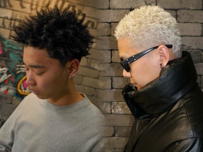 フォーコーナーズカットショップスリーセント 栄(FourCornersCutShop 3/cent)の写真