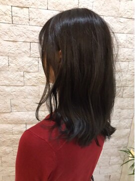 アットホーム(@HOME) 切りっぱなしぱっつんロブ