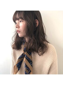 イルフレール(ill frere) まとまり　透け感　ミディアム　ブラウン系　中津　梅田　豊崎