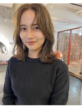 ムク(MUKU) 伸ばしかけハネミディアム