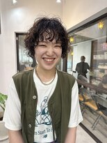 ナループロアオハナ(Nalu pu loa ohana) ショートボブのパーマ