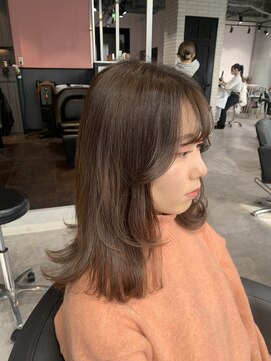 リーオオサカ(Lee Osaka) 韓国風顔周りカット