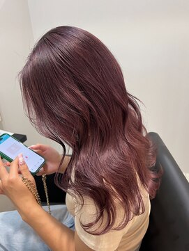 イルミ(iLUMi) iLUMi　×　ピンクカラー