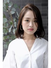 シーン(SCENE) ミディアムボブ オリーブベージュ 髪質改善