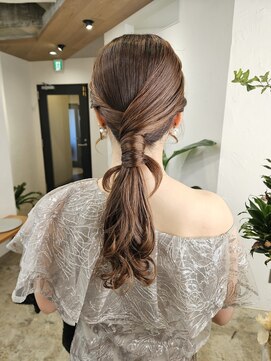 イット(it.) it. YUI タイトアレンジ 結婚式アレンジ ヘアセット