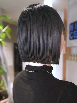 ハウ 心斎橋(how) 20代30代大人可愛い小顔 地毛風ダブルカラー切りっぱなしボブ