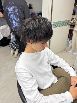 アイズ 本厚木(AIZU) メンズヘア ニュアンスパーマ