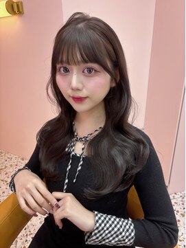 ボタン シブヤ(VOTAN SHIBUYA) アッシュグレー/グレージュ/韓国ヘア/渋谷/レイヤー/顔まわり