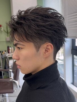 リヴ オオサカ(LIV OSAKA) フェザーショートフェザーパーマメンズショートコンマバング