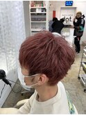 ピンクベージュ