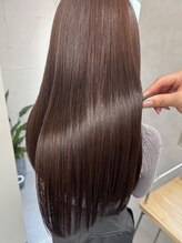 【6】Q.カラーと縮毛矯正を同時にしても大丈夫？