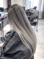 シエラ 心斎橋(CIERA.) バレイヤージュグレージュハンサムショートレイヤーカット