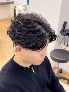 ビカム 名駅(become) 【ツイストフェザーパーマ】フェザーパーマセンターパート