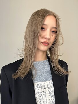 シアター(CIARTOR) 透明感ブロンドカラー×フェイスレイヤー