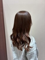 アクセ スモーキーブラウン艶カラーゆるふわラフウェーブ巻きロングヘア