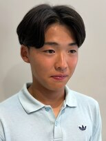 オンフ(ONFFO)&nbsp;韓国風 韓国風カット センターパート ダウンパーマ 10代 20代