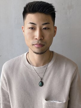 フランクスバーバーリザーブ 人形町店(FRANK’S BARBER RESERVE) フェードアップバングスタイル