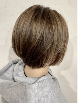 ワルツ(Waltz) ショートグラデーション【Waltz】/イメチェン/似合わせカット