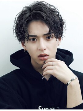 リップス 表参道店(LIPPS) 刈り上げツーブロック前下がりマッシュツイストスパイラルパーマ