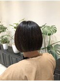 ショートボブ