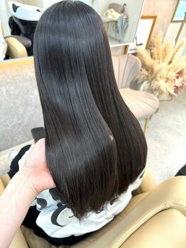 フローラ(FLORA)の写真/【質感再整トリートメント★岐阜県初導入サロン】髪の芯から補修し、潤い溢れる仕上がりに♪