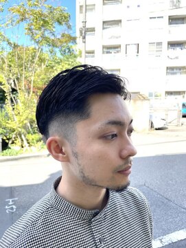シースティア(siistia) バーバースタイル×黒髪
